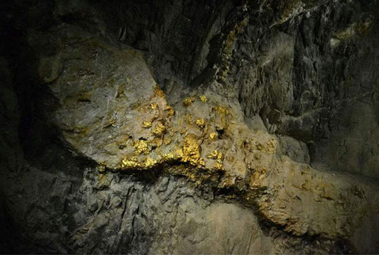 位于西南省份生产中金矿山转让，重要的黄金开采区