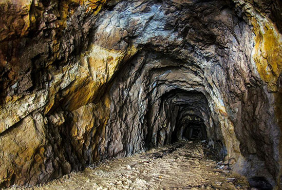 求购优质金矿：哈密及吐鲁番地区，中型以上的金矿