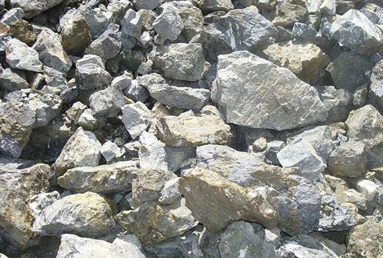 求购内蒙古中大型铅锌矿山，手续齐全，品质优良，具开采价值